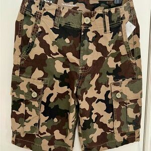 camouflage cargo shorts NWT size 29 Sonoma brand